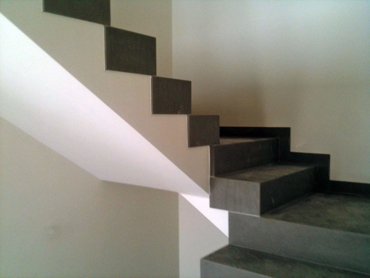 Rivestimento per scala in ardesia